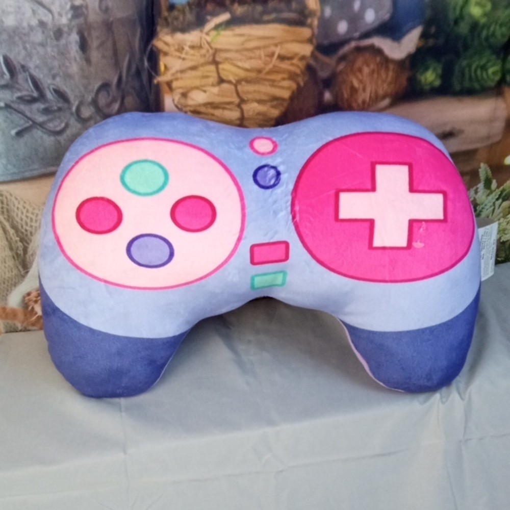 🛝 Video Game Controller Plush Pillow
